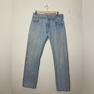 Levi’s 501 straight fit light wash jeans button fly 34x34